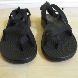 NEW! CHACO Men's Size 11 Outdoor Trail Sandals Black